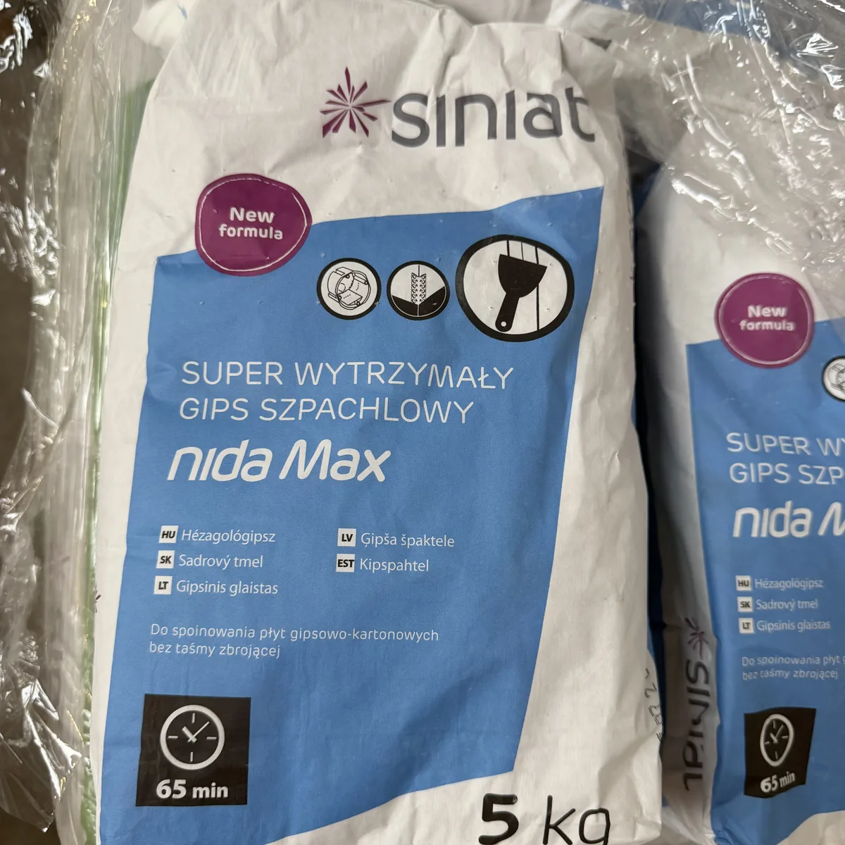 Worki gipsu szpachlowego Siniat Nida Max 5 kg w magazynie hurtowni Szach-Mat w Kłobucku